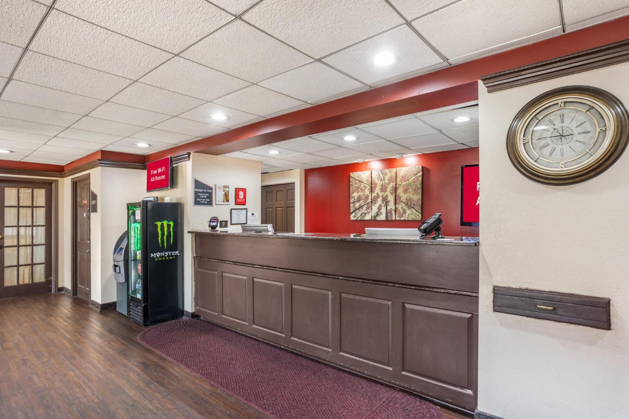 Hometowne Studios By Red Roof Lancaster Smoketown  المظهر الخارجي الصورة